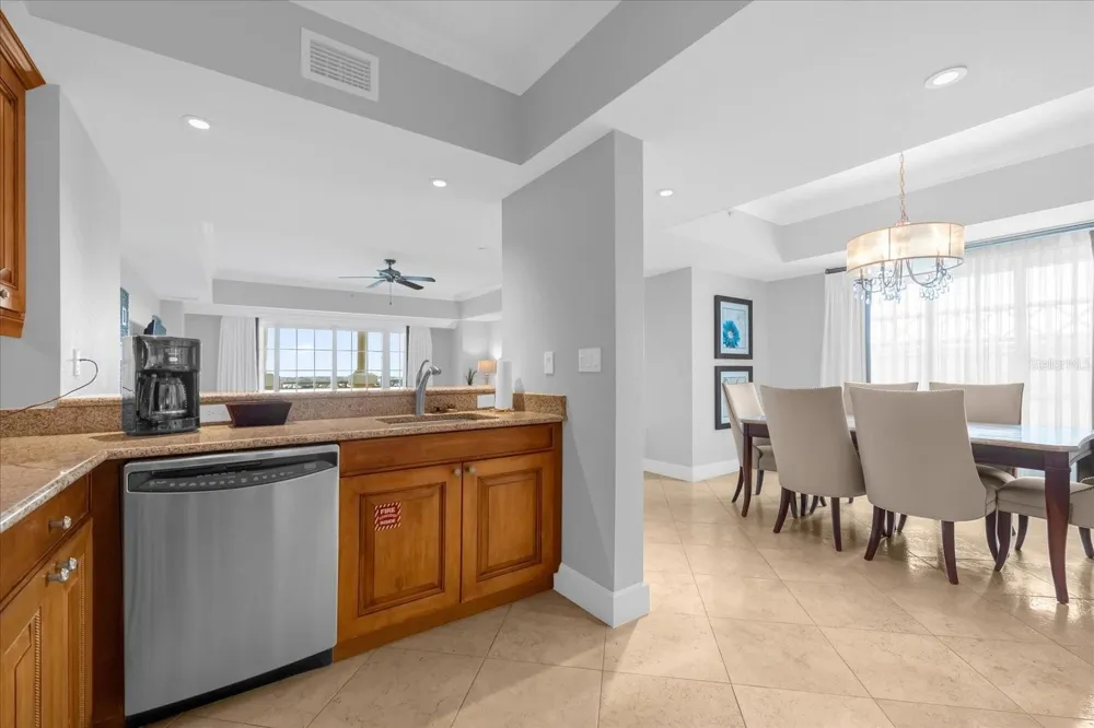 7593 GATHERING DRIVE #608 Reunion, FL 34747