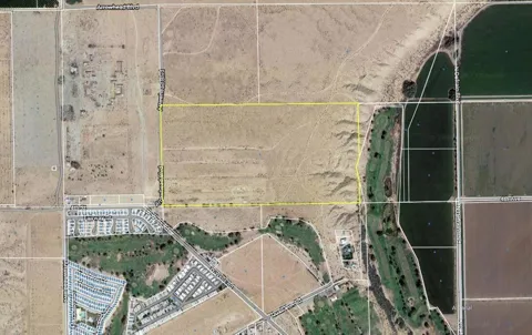 79 Acres on Arrowhead Boulevard