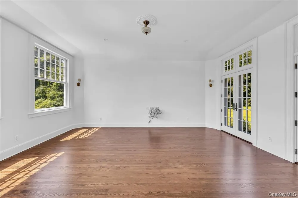 158 E Shore Road Huntington Bay, NY 11743