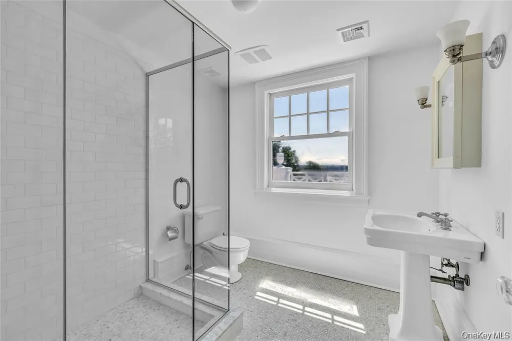 158 E Shore Road Huntington Bay, NY 11743