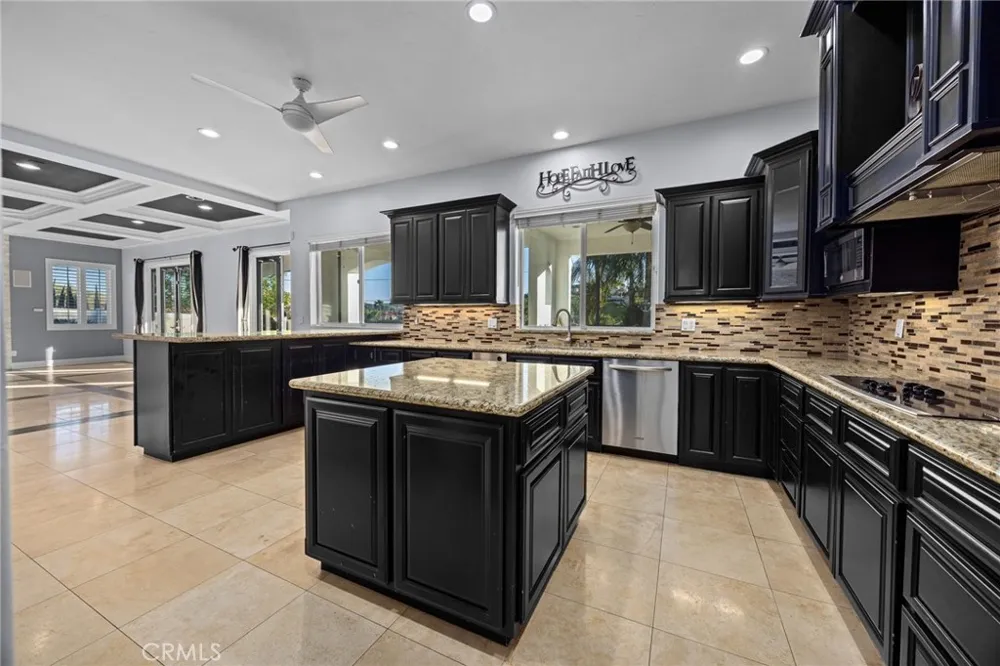 29061 Lupin Place Canyon Lake, CA 92587