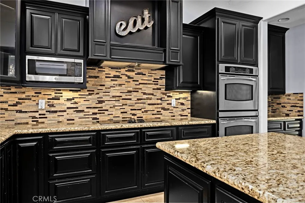 29061 Lupin Place Canyon Lake, CA 92587