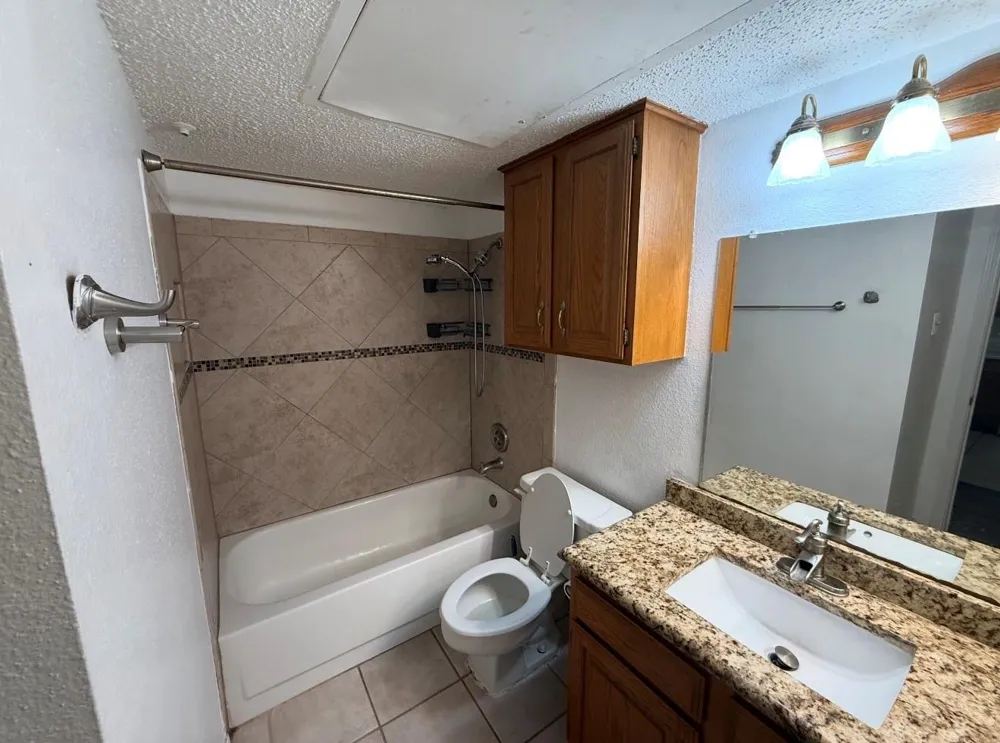 2610 Encina Dr #1 Irving, TX 75038