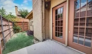 2610 Encina Dr #1 Irving, TX 75038