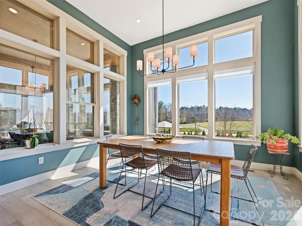 717 Daniel Circle Drive Mills River, NC 28759