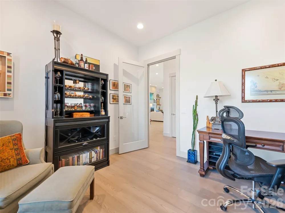 717 Daniel Circle Drive Mills River, NC 28759