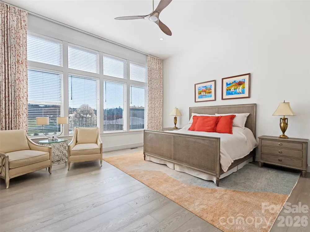 717 Daniel Circle Drive Mills River, NC 28759