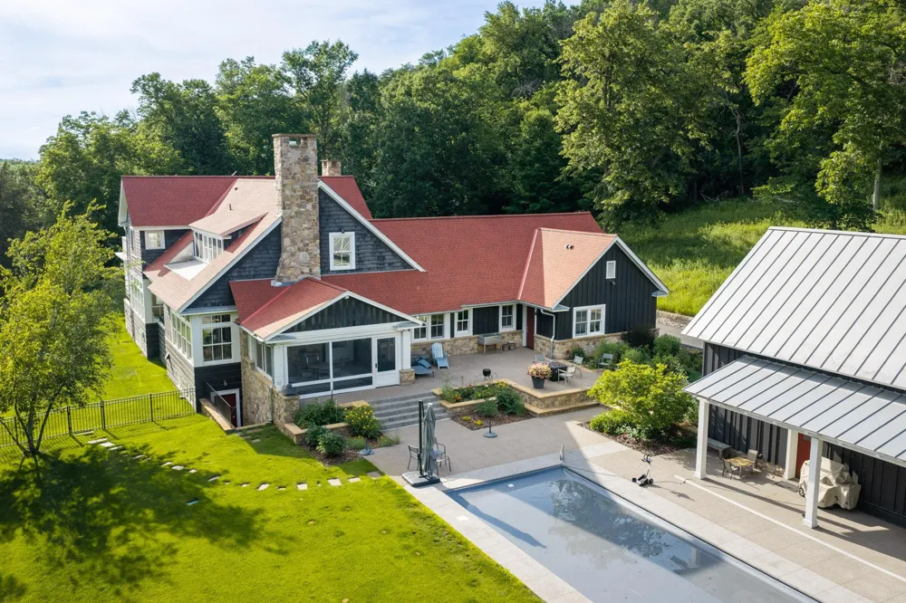 9350 Forest Road Cannon Falls, MN 55009