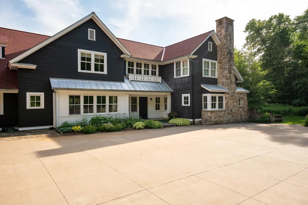9350 Forest Road Cannon Falls, MN 55009