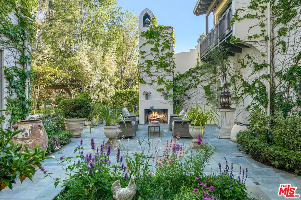 850 Muskingum Avenue Pacific Palisades, CA 90272