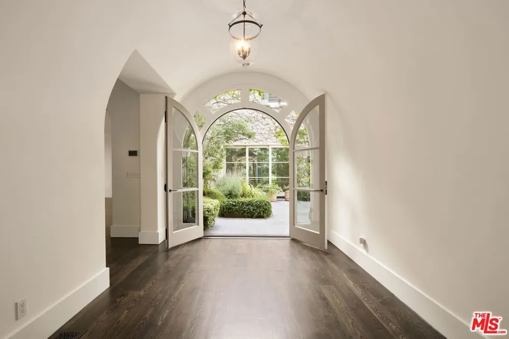 850 Muskingum Avenue Pacific Palisades, CA 90272