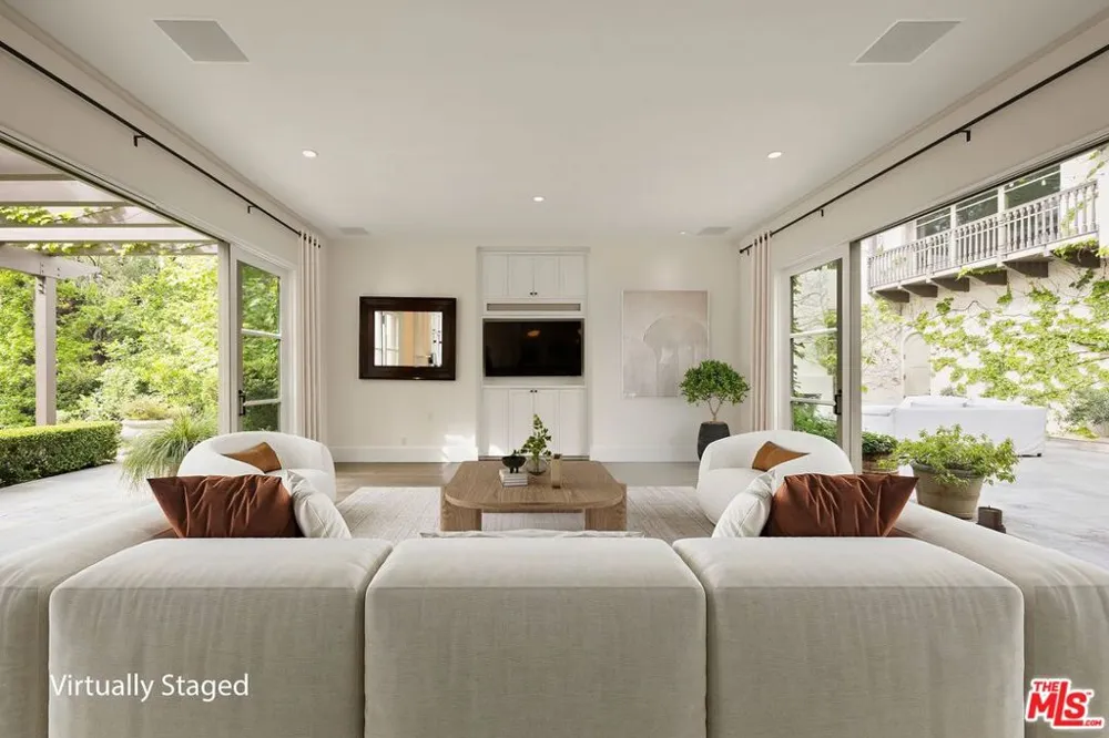 850 Muskingum Avenue Pacific Palisades, CA 90272