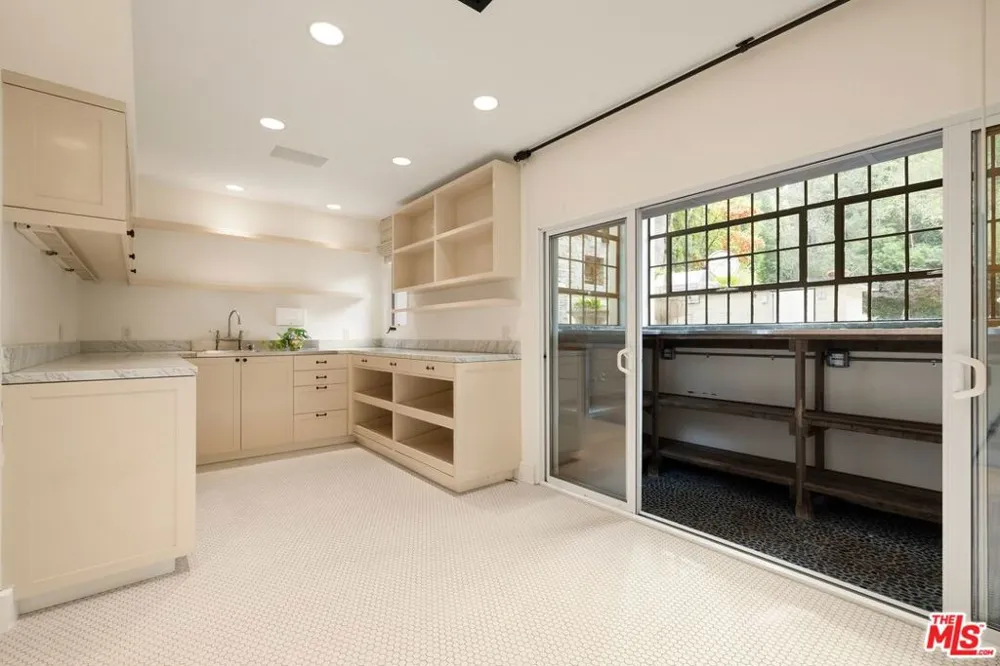 850 Muskingum Avenue Pacific Palisades, CA 90272