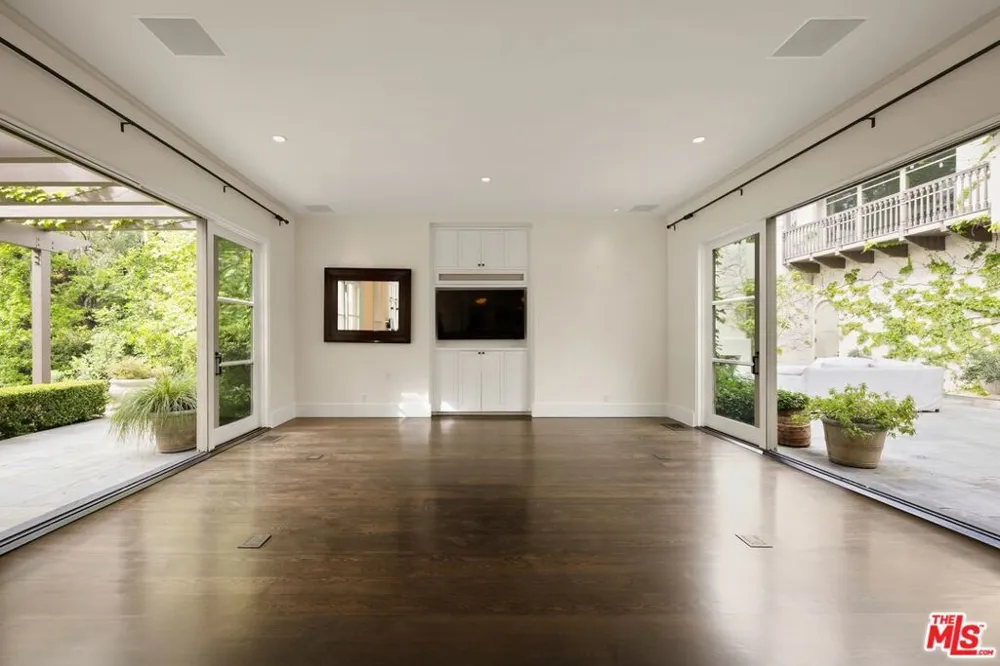 850 Muskingum Avenue Pacific Palisades, CA 90272