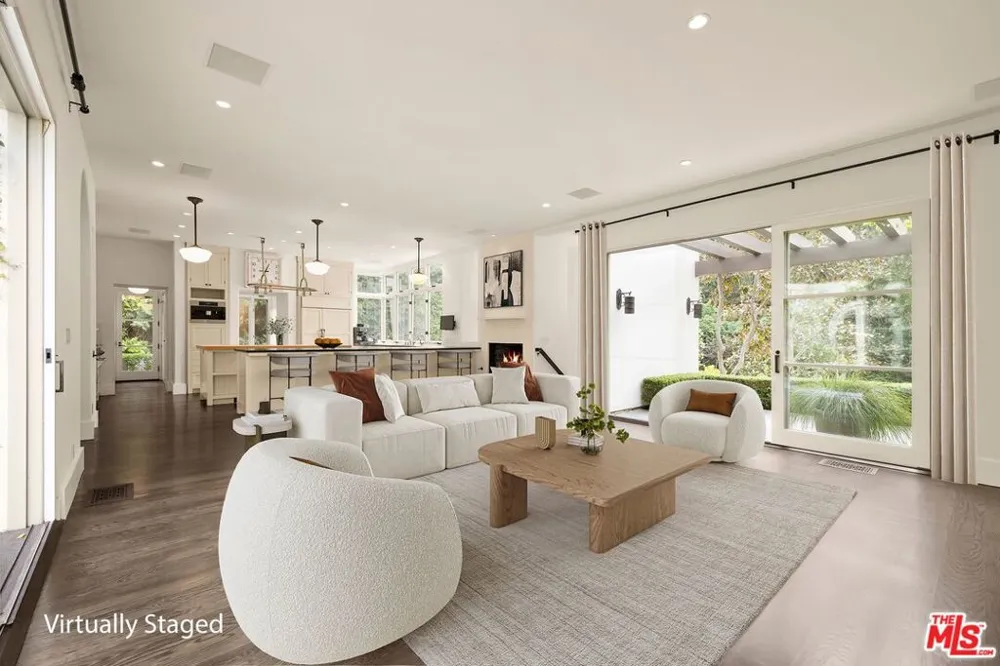 850 Muskingum Avenue Pacific Palisades, CA 90272