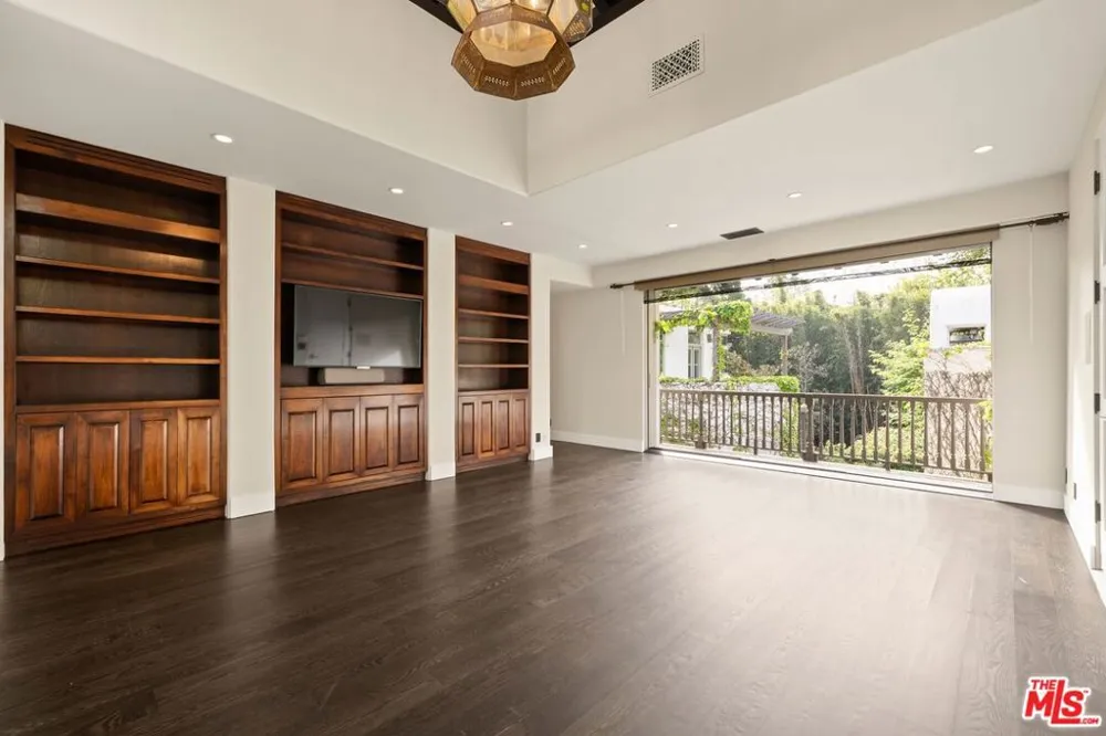 850 Muskingum Avenue Pacific Palisades, CA 90272