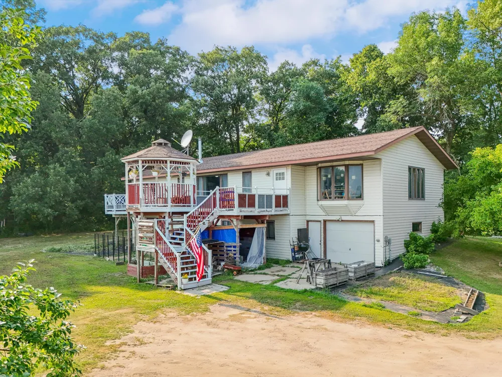 51132 340th St New York Mills, MN 56567