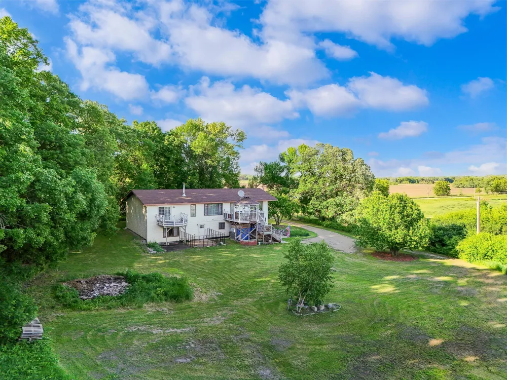 51132 340th St New York Mills, MN 56567