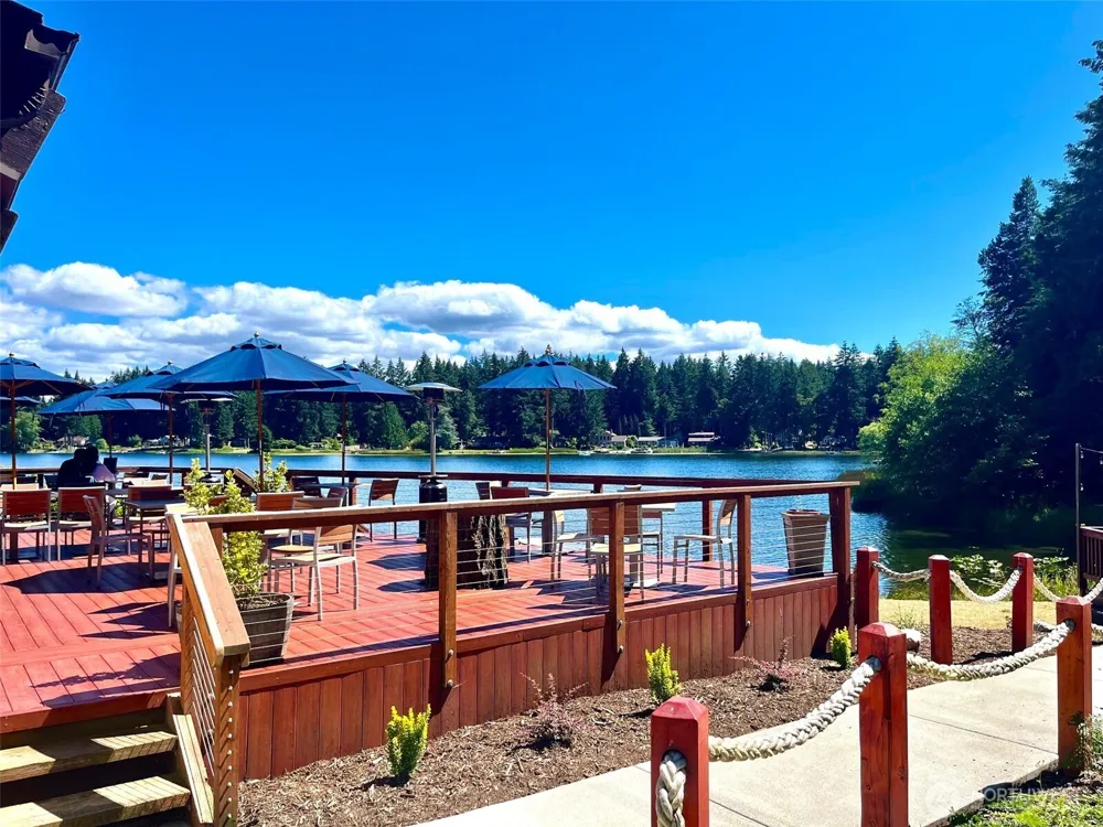10511 130th Avenue Anderson Island, WA 98303