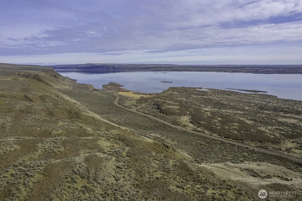 59 Pilot Rock Road Coulee City, WA 99115