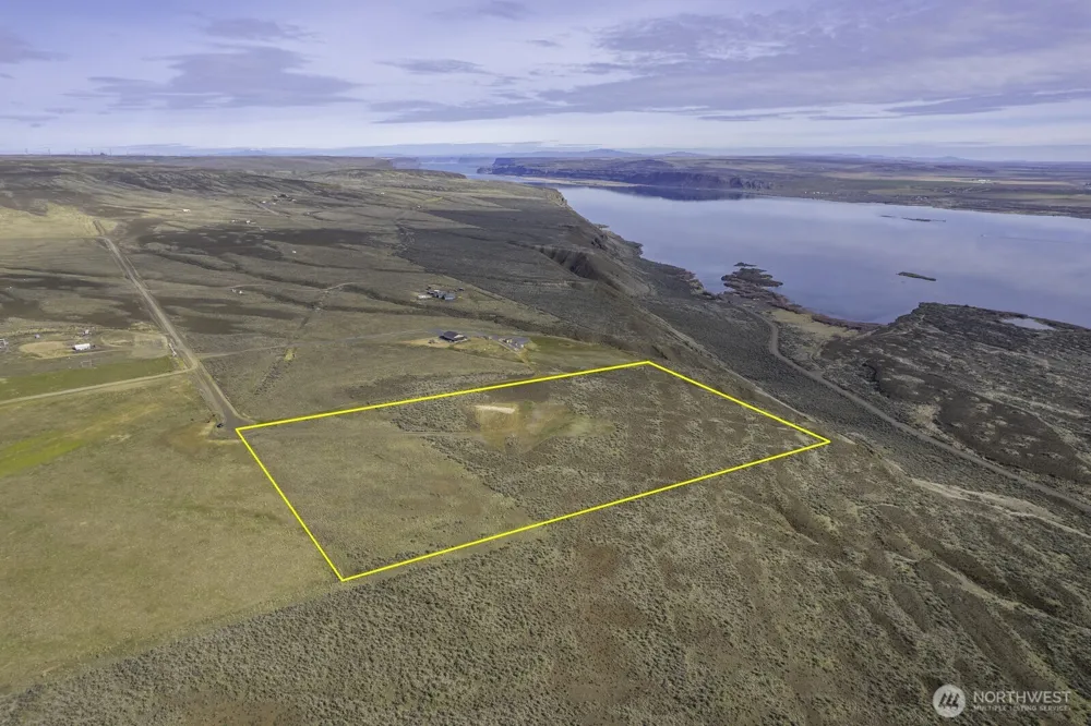 59 Pilot Rock Road Coulee City, WA 99115