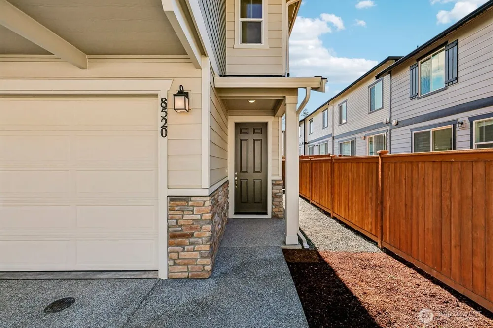 8520 42nd Place NE #ES76 Marysville, WA 98270
