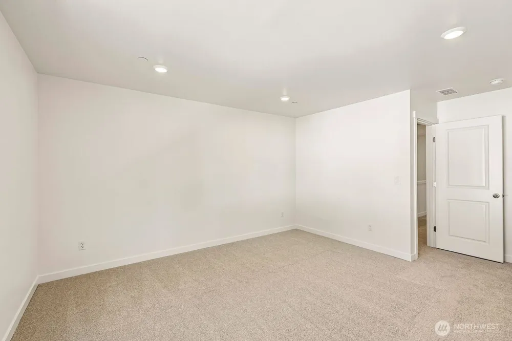 8520 42nd Place NE #ES76 Marysville, WA 98270