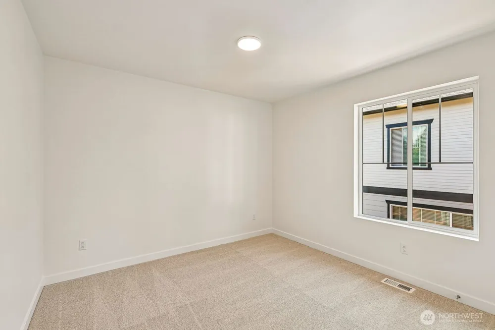8520 42nd Place NE #ES76 Marysville, WA 98270