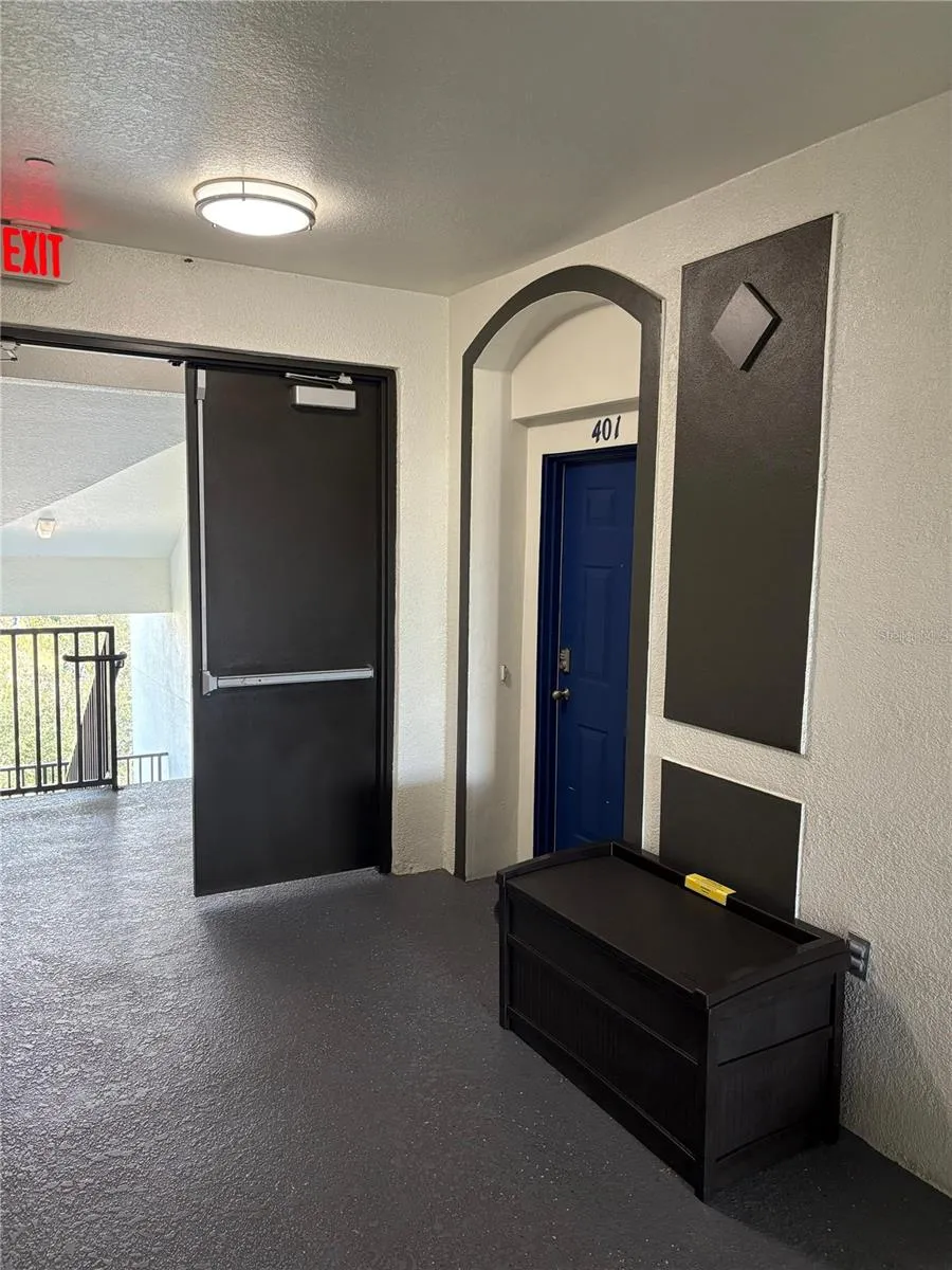 4102 BREAKVIEW DRIVE #40103 Orlando, FL 32819