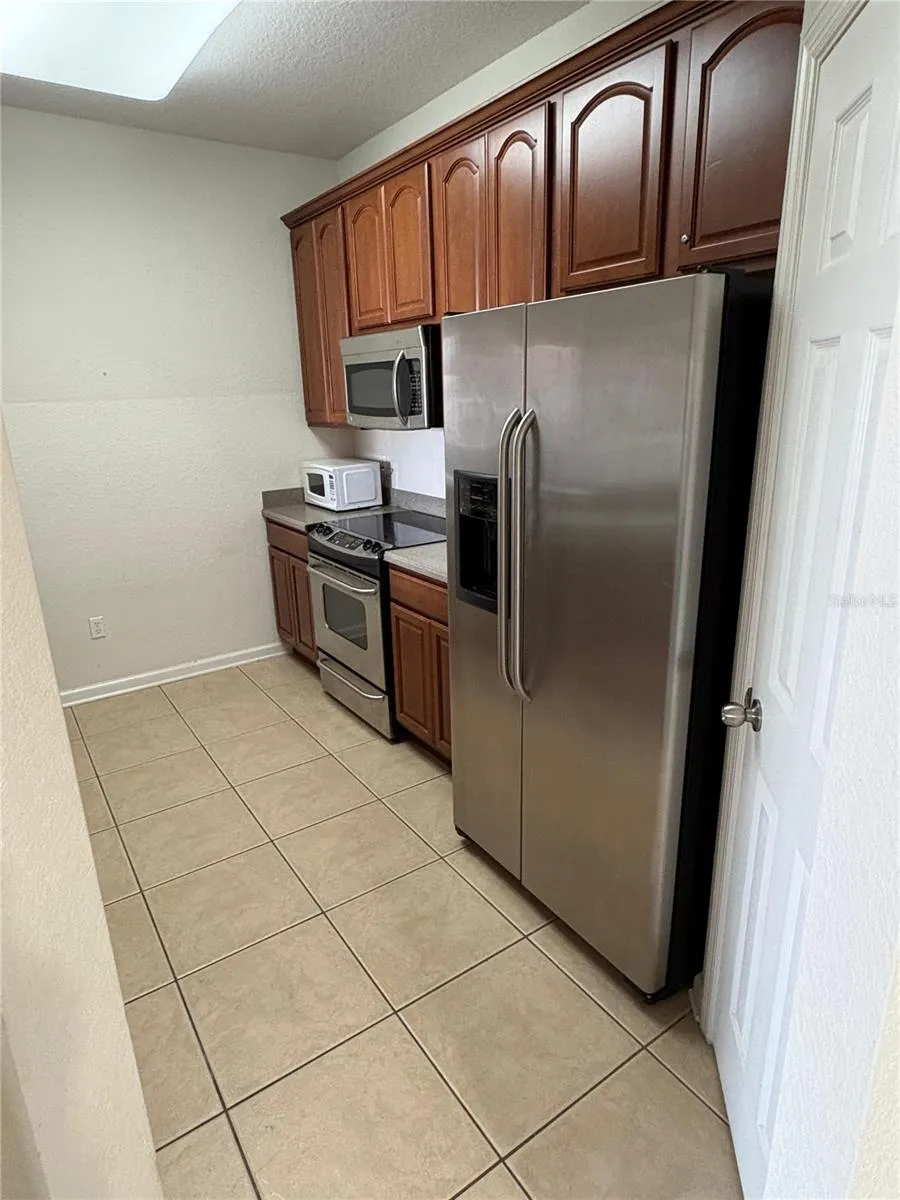 4102 BREAKVIEW DRIVE #40103 Orlando, FL 32819