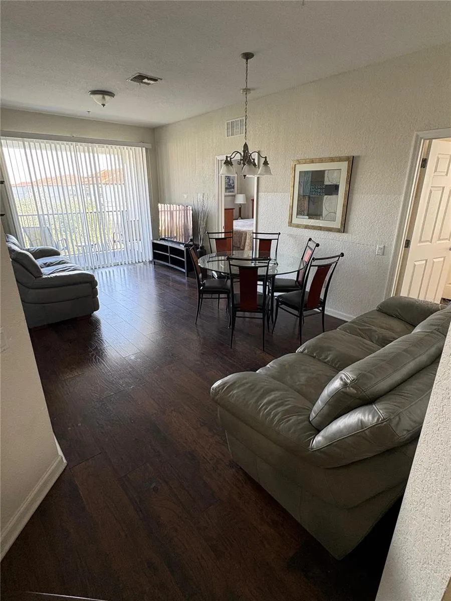 4102 BREAKVIEW DRIVE #40103 Orlando, FL 32819