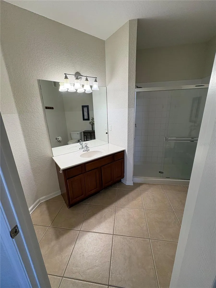 4102 BREAKVIEW DRIVE #40103 Orlando, FL 32819