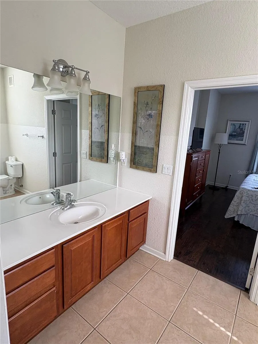 4102 BREAKVIEW DRIVE #40103 Orlando, FL 32819