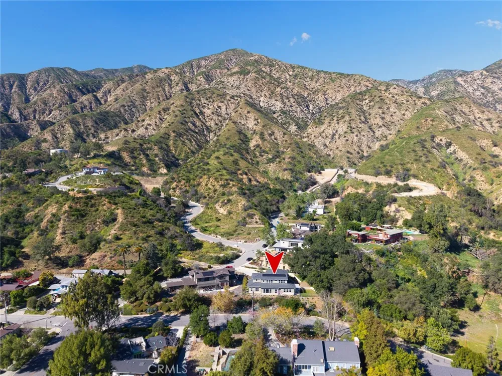 608 Baldwin Court Sierra Madre, CA 91024