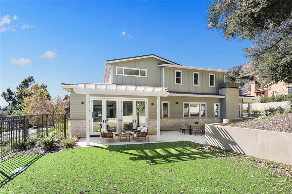 608 Baldwin Court Sierra Madre, CA 91024