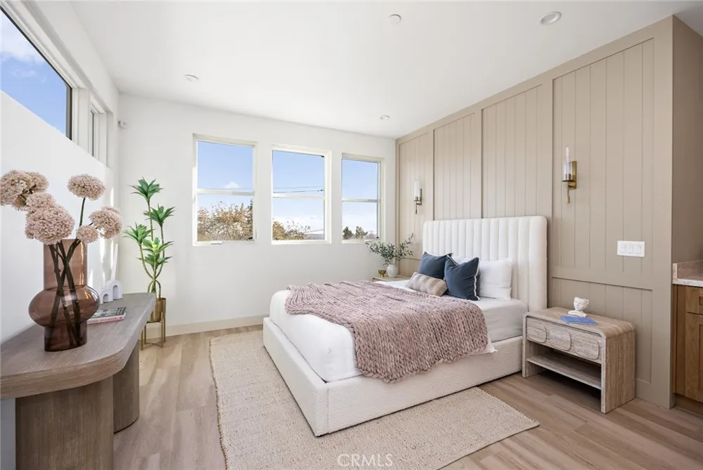 608 Baldwin Court Sierra Madre, CA 91024