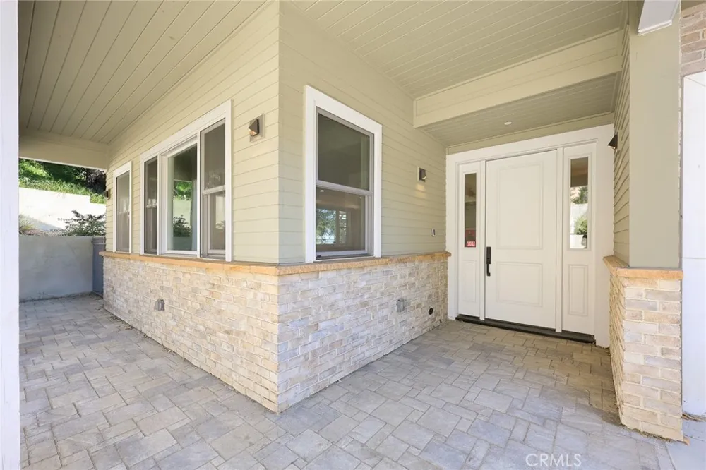 608 Baldwin Court Sierra Madre, CA 91024