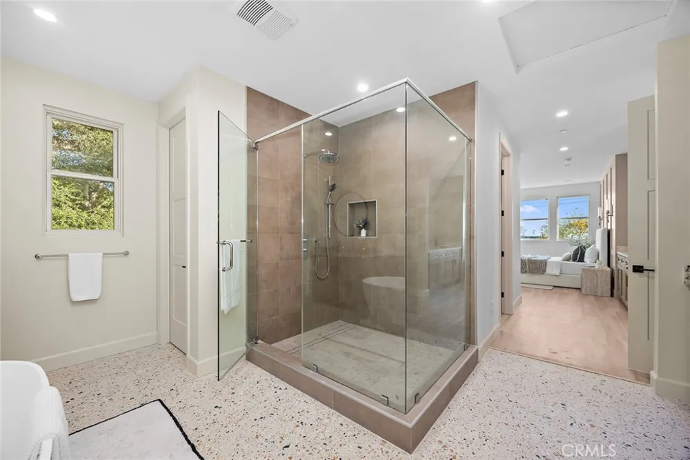 608 Baldwin Court Sierra Madre, CA 91024