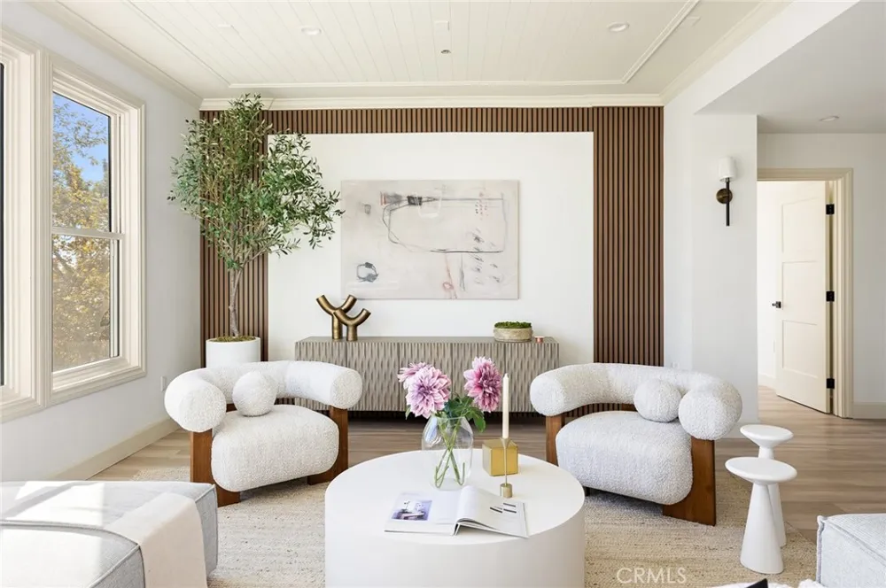 608 Baldwin Court Sierra Madre, CA 91024