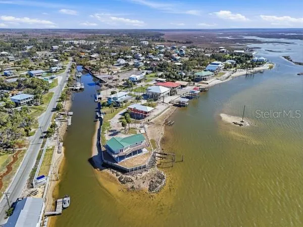 18 4TH STREET Horseshoe Beach, FL 32648