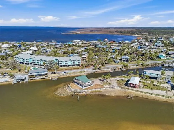 18 4TH STREET Horseshoe Beach, FL 32648