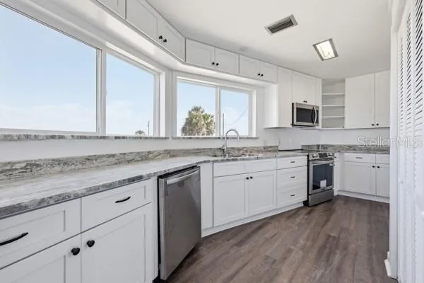 18 4TH STREET Horseshoe Beach, FL 32648