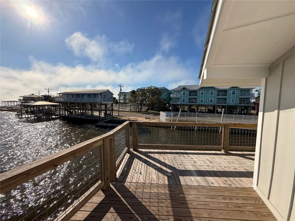 18 4TH STREET Horseshoe Beach, FL 32648