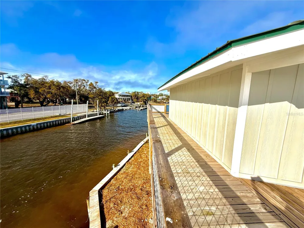 18 4TH STREET Horseshoe Beach, FL 32648