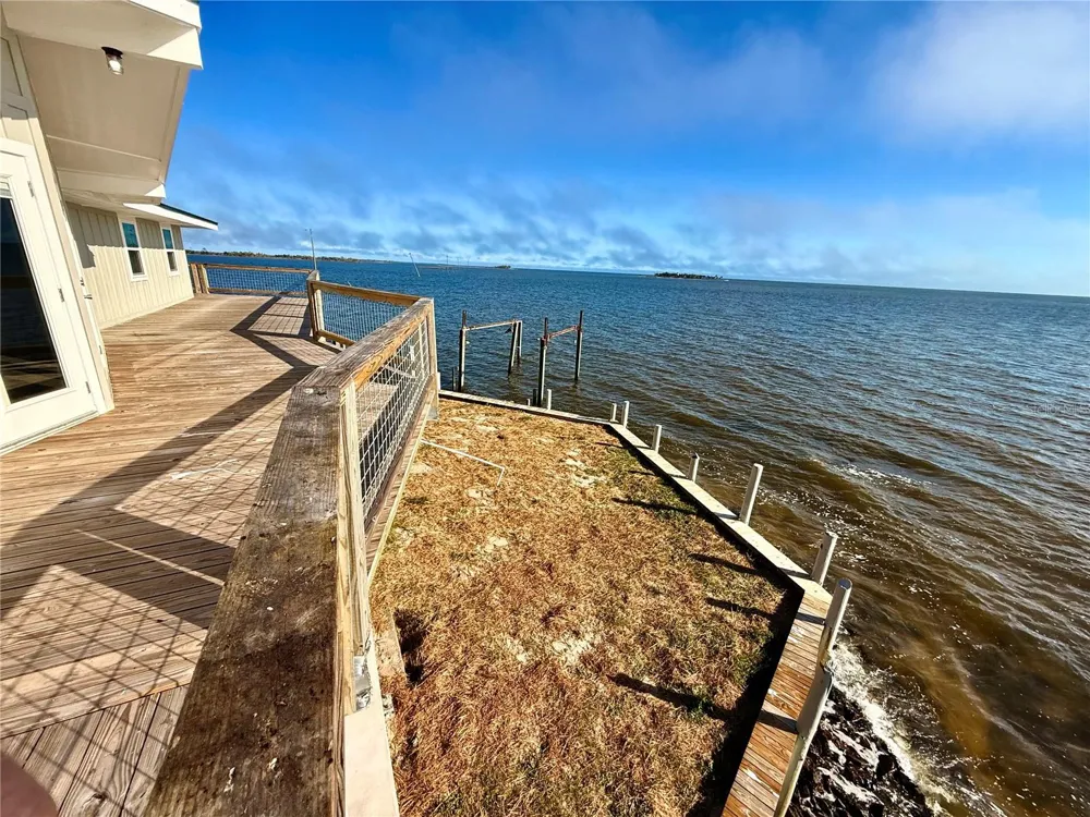 18 4TH STREET Horseshoe Beach, FL 32648