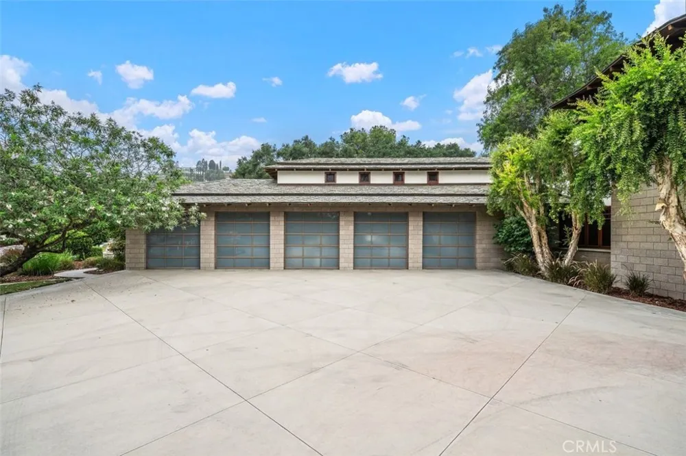2540 Crow Foot Lane Diamond Bar, CA 91765
