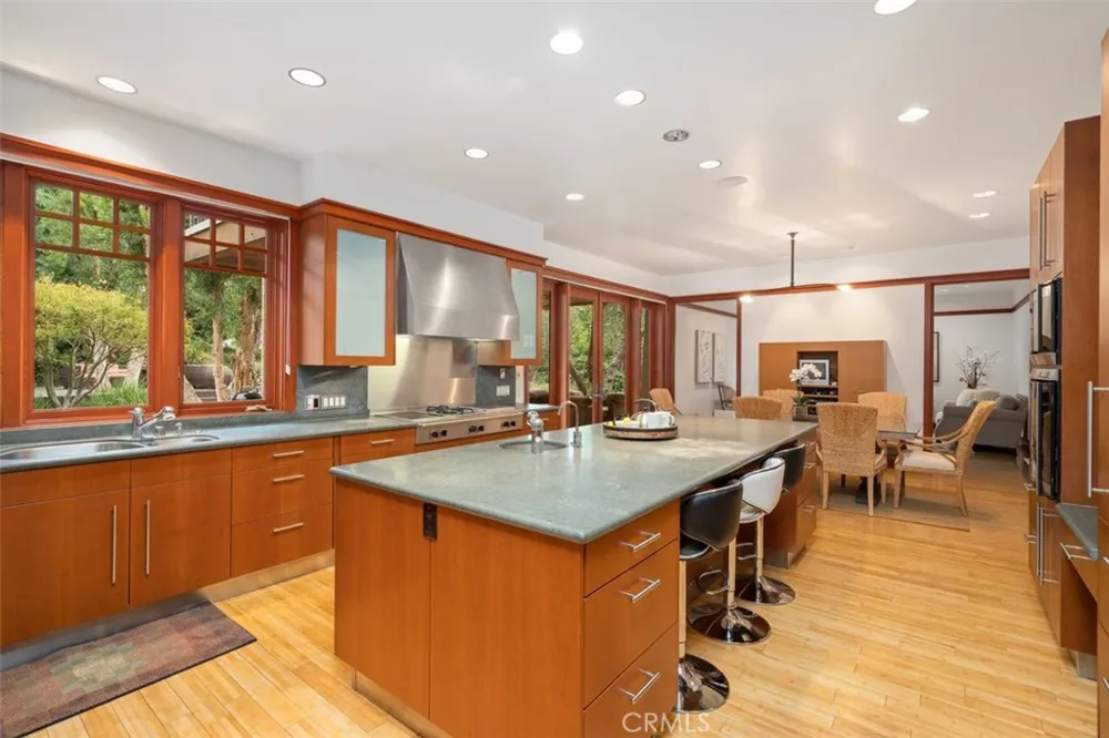 2540 Crow Foot Lane Diamond Bar, CA 91765