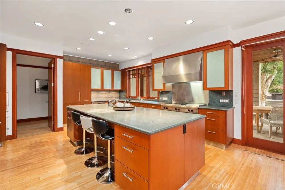 2540 Crow Foot Lane Diamond Bar, CA 91765
