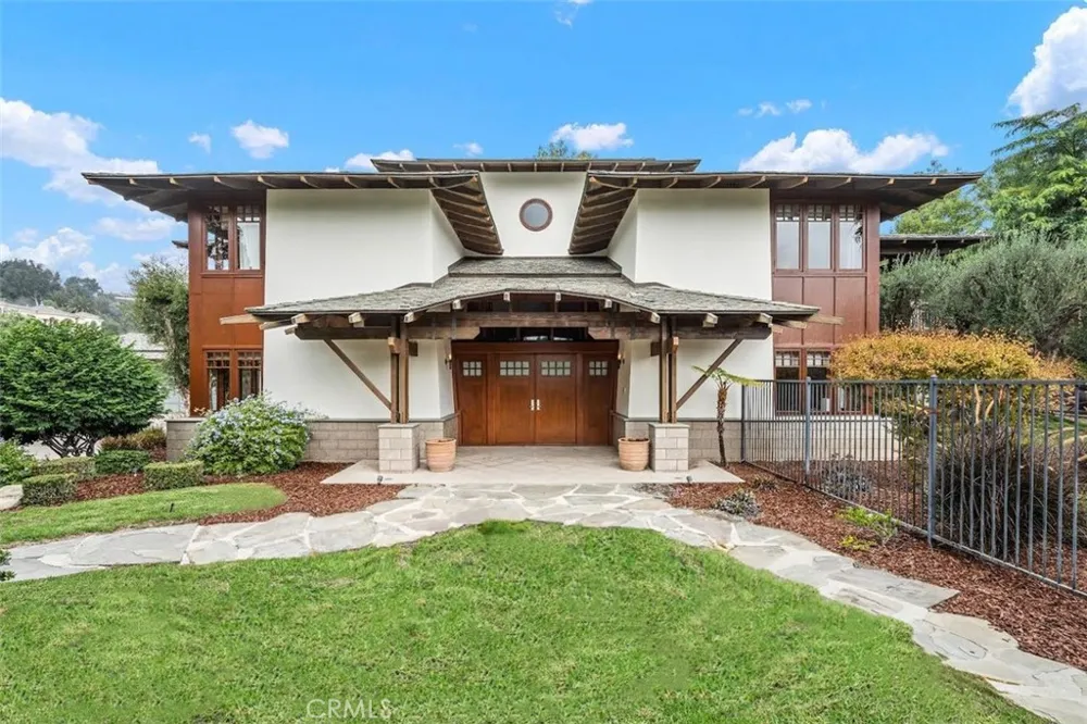 2540 Crow Foot Lane Diamond Bar, CA 91765