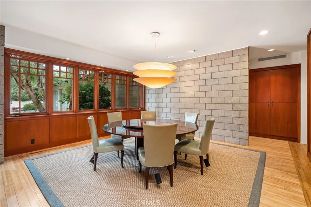2540 Crow Foot Lane Diamond Bar, CA 91765
